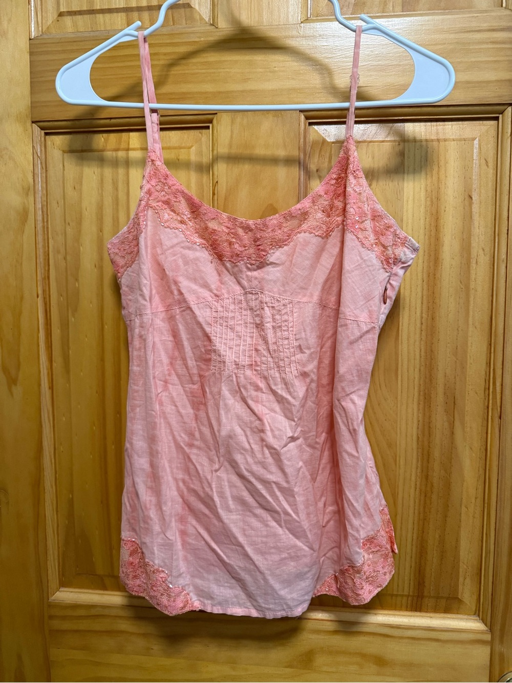 VTG. Women's Guess sherbet orange Lace-Trim sequin embellished Cami Tank size S